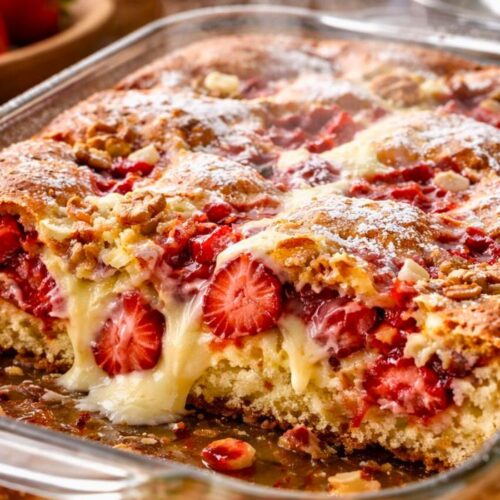 Strawberry Earthquake Cake Recipe