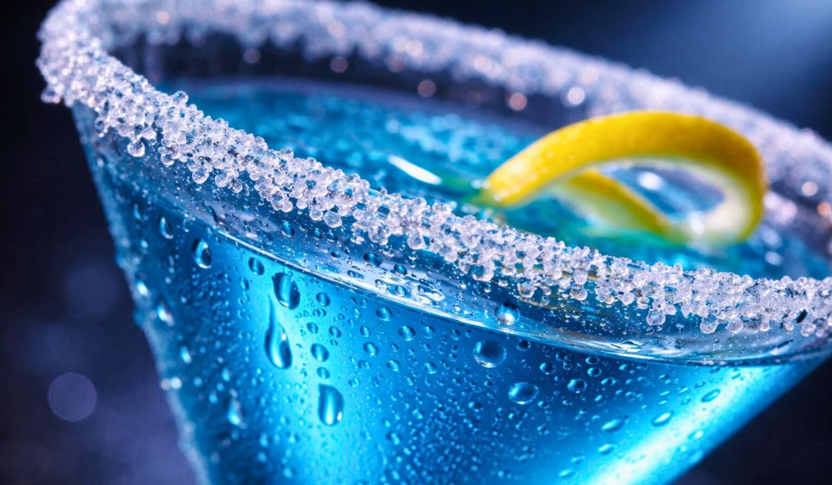 Applebee's Blue Raspberry Lemon Drop Recipe - Livy Cooks