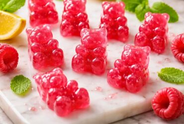 Homemade Raspberry Gummy Fruit Snacks Recipe