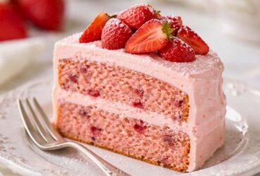 Paula Deen Strawberry Cake Recipe