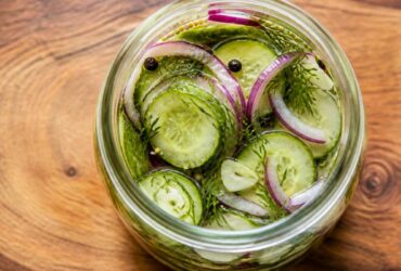 Refreshing Pickled Cucumbers Recipe